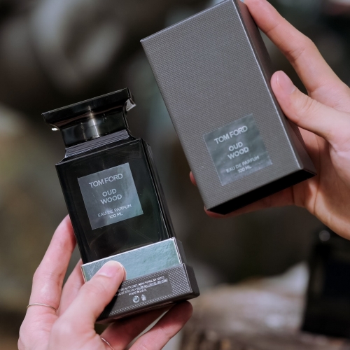 TomFord Oud Wood EDP 100ml (Chiết 10ml 600k)